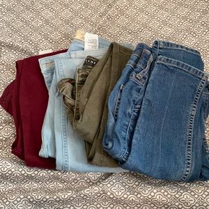 SET OF 4 Women’s Size 5 (27) Jeans - Hollister, Bullhead